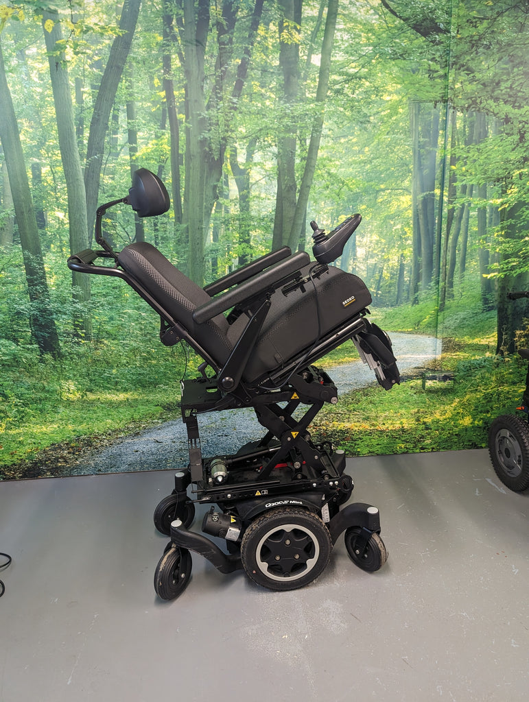 Quickie Q300M Mini Electric Wheelchair Preowned
